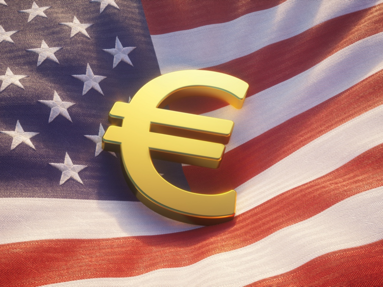 Chart of the week – EUR/USD bearish breakdown from 4-week range